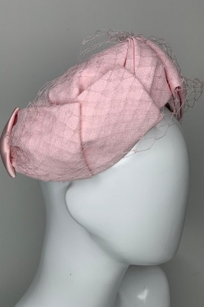 Vintage baby pink turban pillbox hat