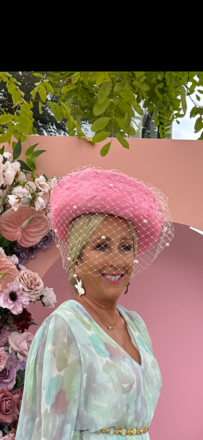Pink feathered with viel optional