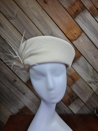 Cream felt percher 