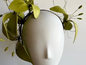 For Sale: Pistachio coloured headpiece 