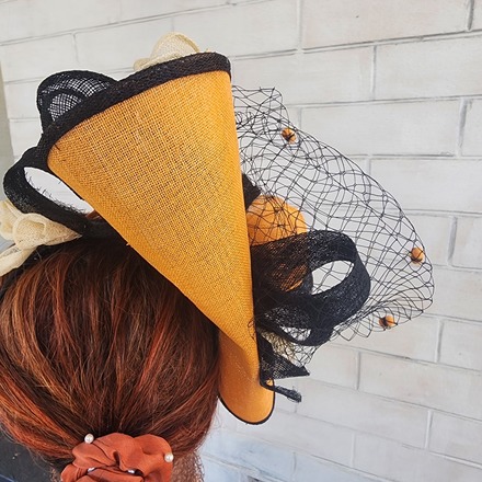 Bee & Flower Sinamay Fascinator - Spring/Summer Racing/Party