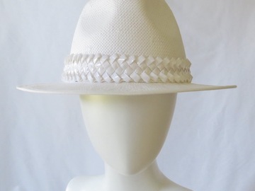 For Sale: White Fedora Panama Sun Hat Diner en Blanc
