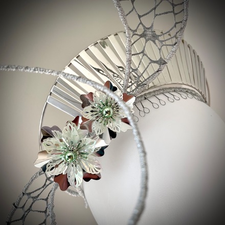 Lisa series headpiece