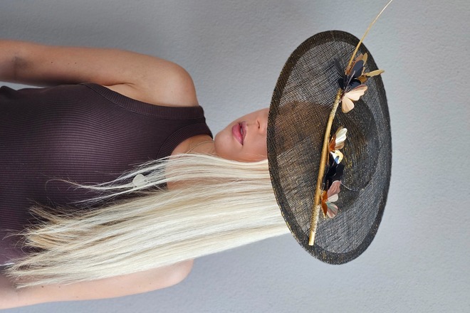 Item 177 - Ava