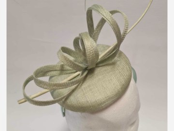 For Sale: light green button fascinator 