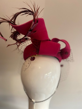 Pink fur felt mini beret with swirls