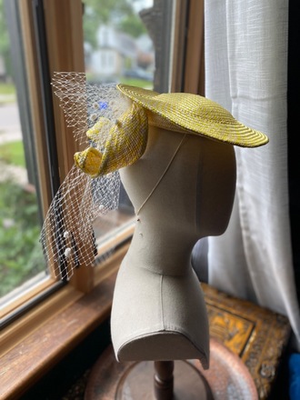 Buntal Saucer Percher