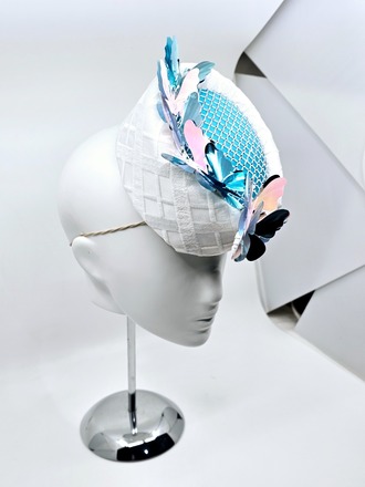 Item 203 - Mia