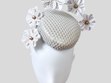 For Sale: SPLENDORE BIANCO ORO White & Gold Leather Fascinator