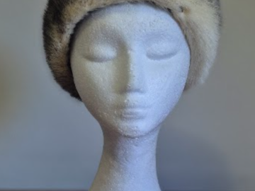 For Sale: Vintage Canadian Fur Pillbox Hat – Cream & Grey