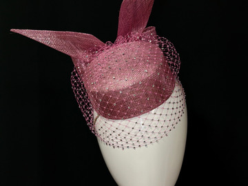 For Sale: Sparkling Rose Pillbox